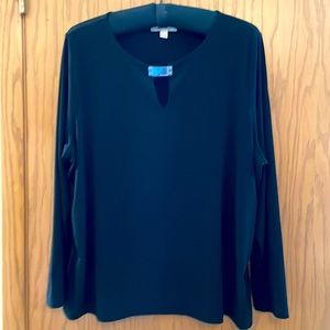 Michael Kors long sleeve black top. Women’s 3X. Silver metal logo at neck.